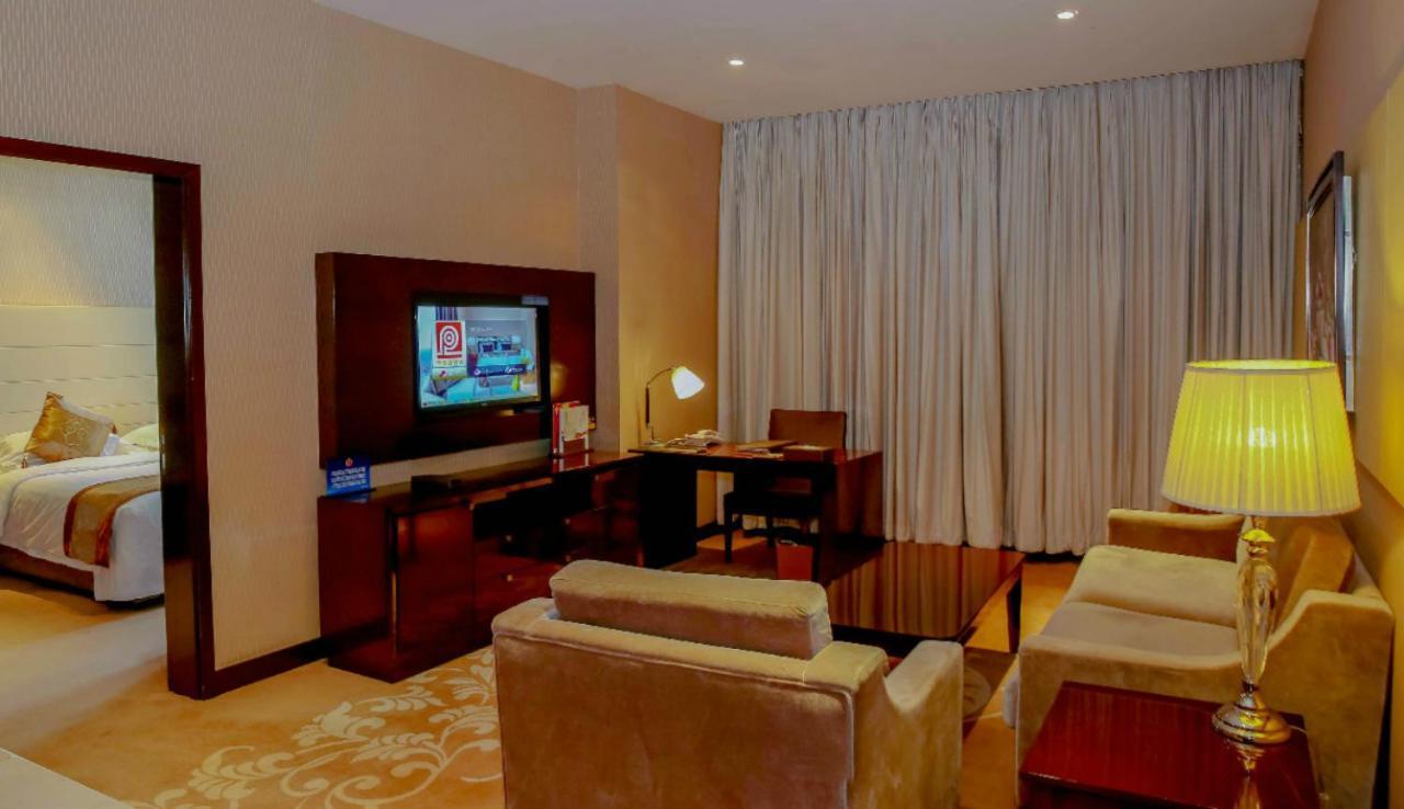 Ritan Hotel Downtown Beijing Pequim Exterior foto